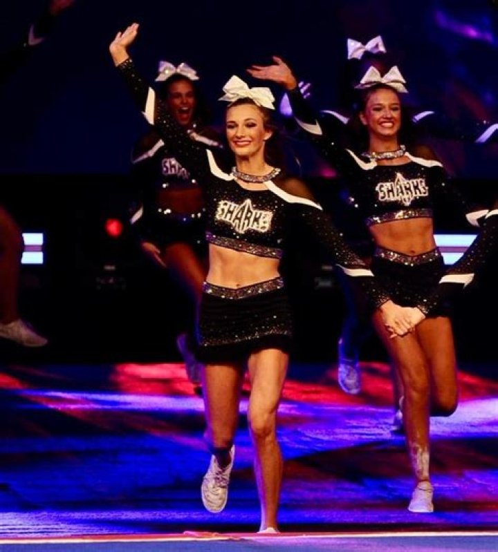 
What Happened To Dancing Dolls Dyshea? Another Georgia Cheerleader Captain Died 