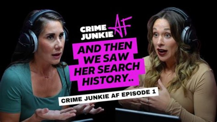 Whats a junkie girl?