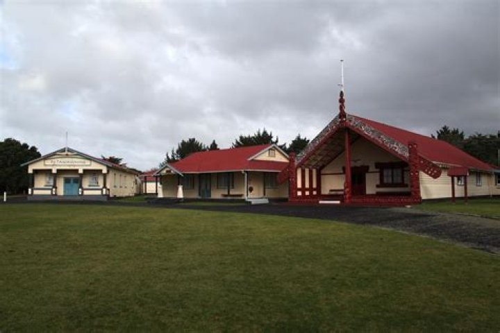 When was owae marae built?