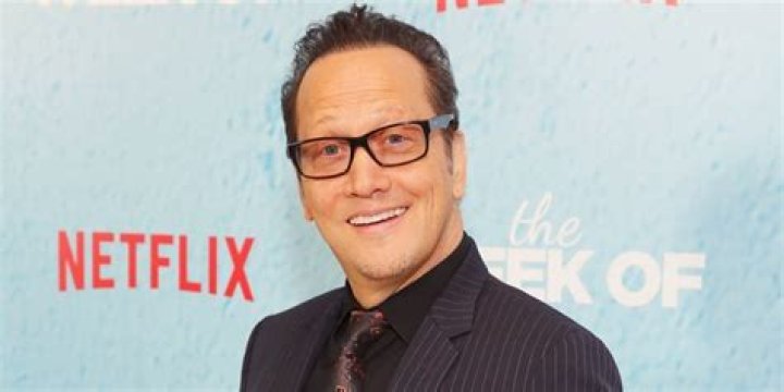 
Where is actor Rob Schneider now? His Bio: Wife Patricia Azarcoya Schneider, Net Worth, Kids, Family, Parents 