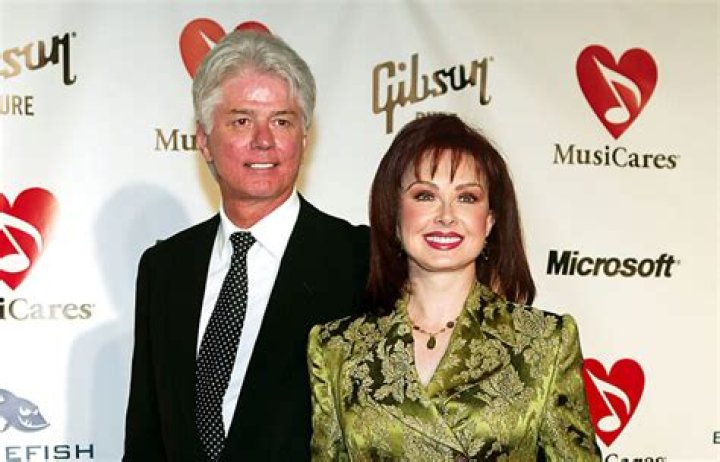 Where Is Naomi Judd Husband Larry Strickland Today? Status Of Him And Their Family