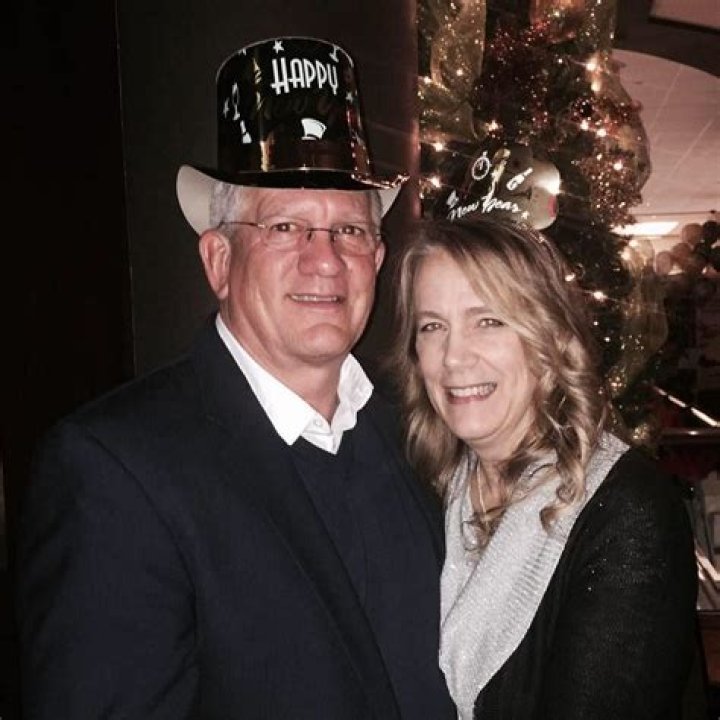 
Who are Kyle Schwarbers Parents? Kyle Schwarber Biography, Parents Name and More 