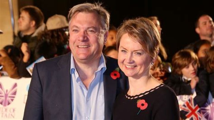 
Who Is British Politician Yvette Cooper’s Husband? Her Marital Life Explored 