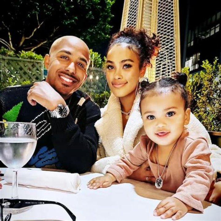 
Who is Chris Stokes? Miya Dickey’s ‘father figure’ and ‘best friend’ husband facing Marques Houston, B2K backlash 