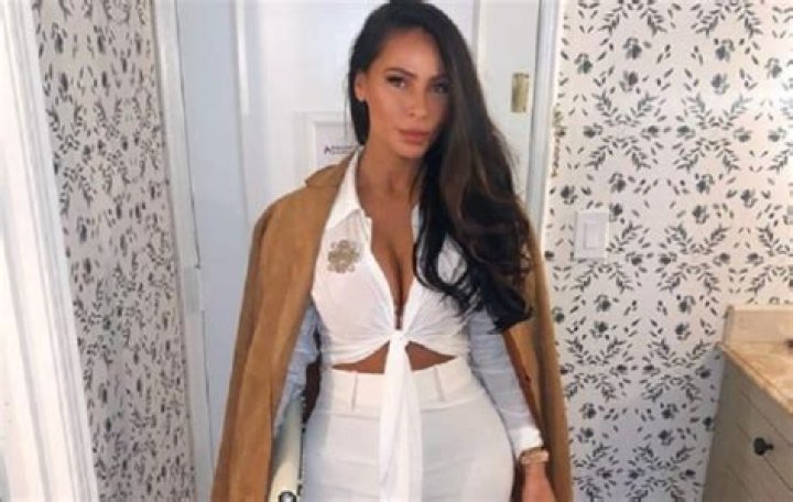 Who is Larry Fitzgerald’s Wife or Girlfriend Melissa Blakesley?