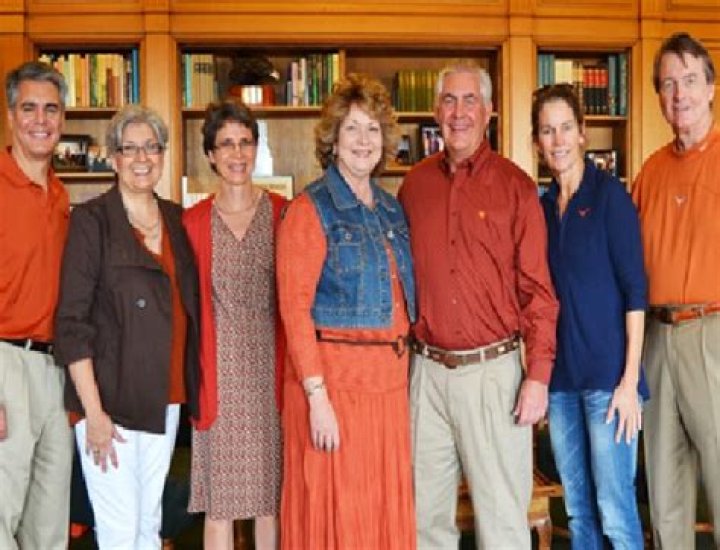 
Who is Rex Tillerson’s wife, Renda St. Clair Bio? Her wiki: bio, age, married, husband, children, ranch, horses 