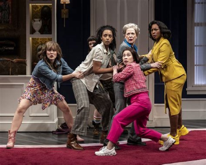 
Who Is Selina Fillinger From POTUS Broadway Production? CBS Morning Holds A Special Show With The Ladies Of The New Production 