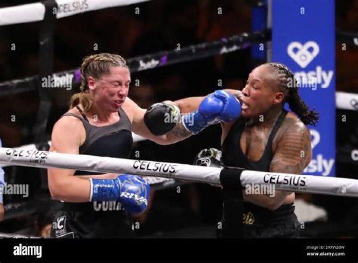 Who is Shadasia Green? Middleweight boxer defeats Olivia Curry by unanimous decision
