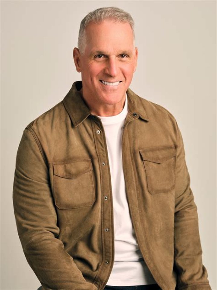 Who makes jovan musk?