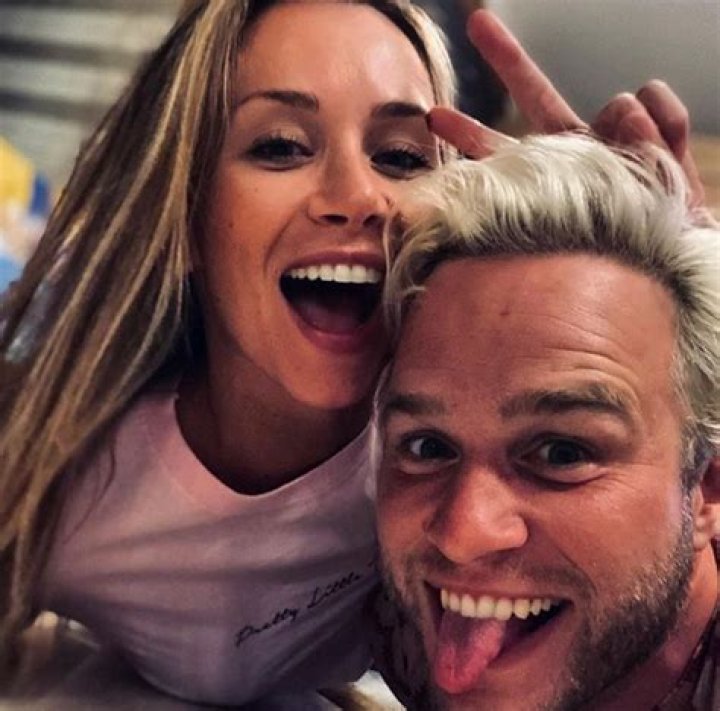 Whos olly murs girlfriend?