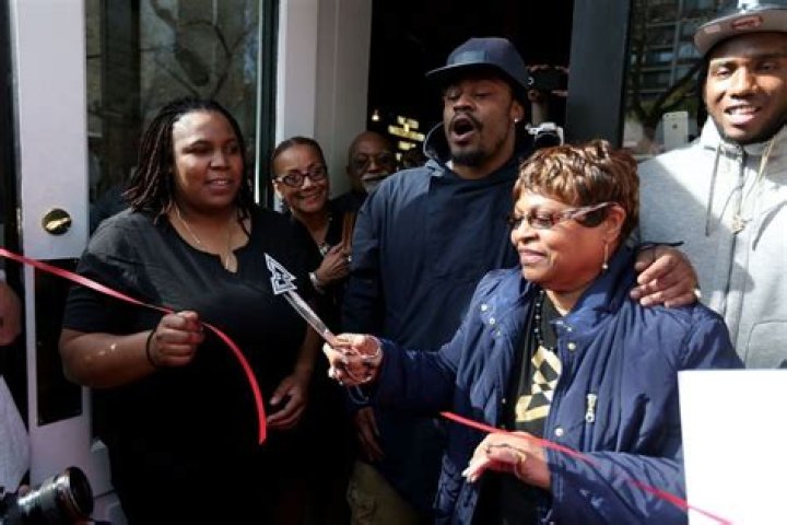 
Why Was RB Marshawn Lynch Arrested? Mugshot And DUI Charges 