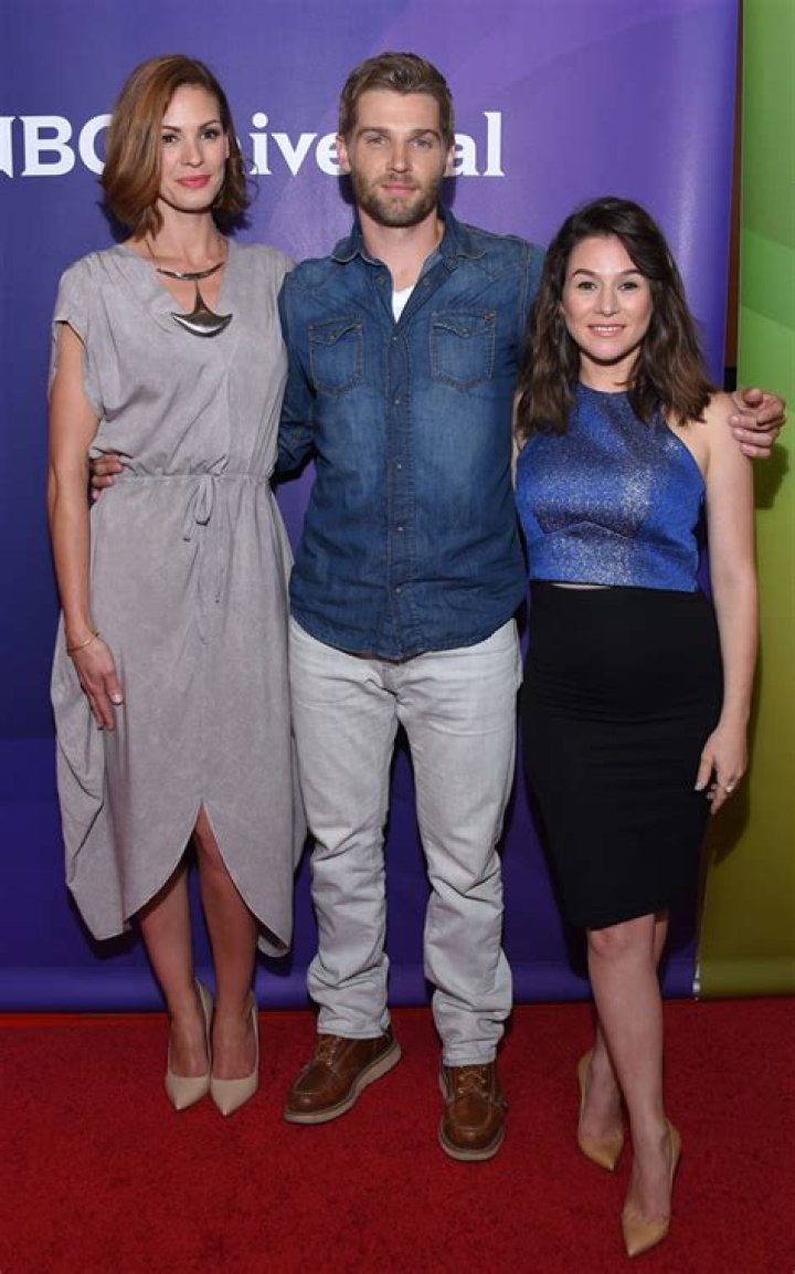 Yael Stone Height, Weight, Net Worth, Age, Birthday, Wikipedia, Who, Instagram, Biography