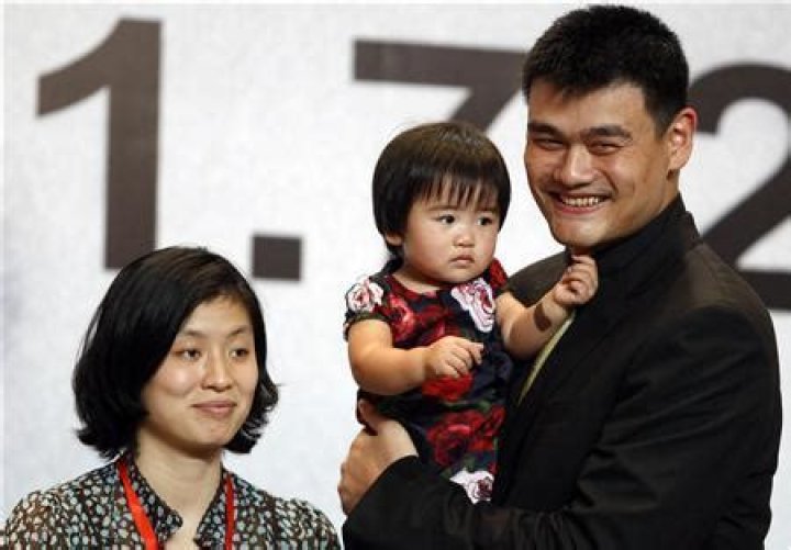 Yao Ming is Married to Wife: Ye Li. Kids: Yao Qinlei