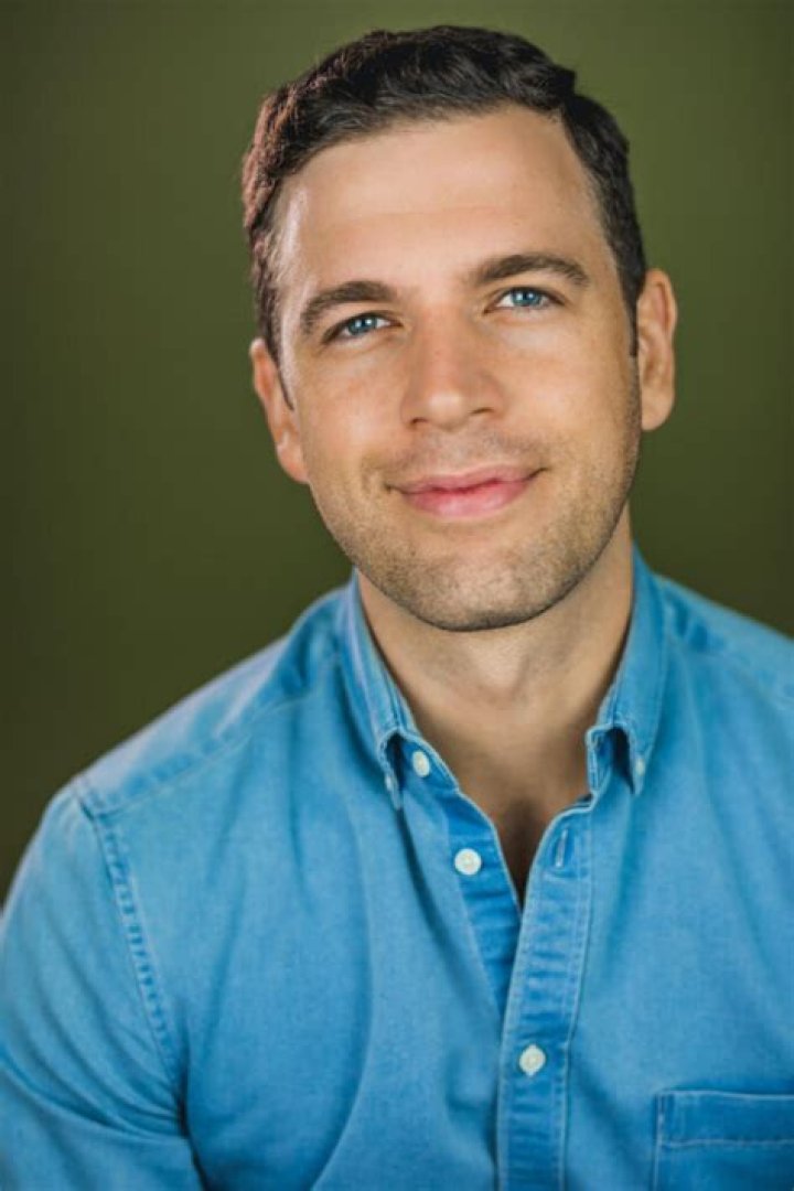 
Zack Robidas Height, Weight, Net Worth, Age, Birthday, Wikipedia, Who, Nationality, Biography 