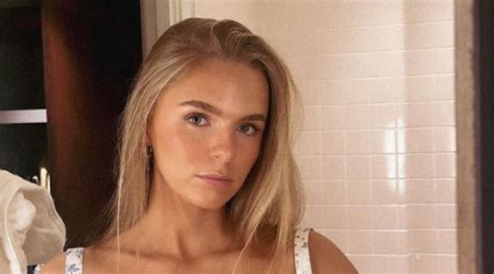 
Zhara Nilsson Height, Age, Boyfriend, Biography, Wiki, Net Worth 