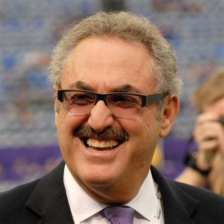 Zygi Wilf Height, Weight, Net Worth, Age, Birthday, Wikipedia, Who, Instagram, Biography